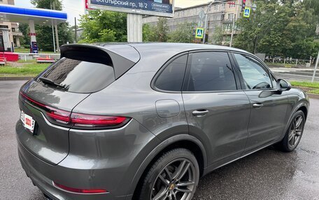 Porsche Cayenne III, 2020 год, 8 900 000 рублей, 2 фотография