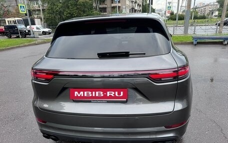 Porsche Cayenne III, 2020 год, 8 900 000 рублей, 3 фотография