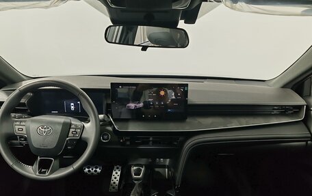 Toyota Camry, 2025 год, 4 990 000 рублей, 14 фотография