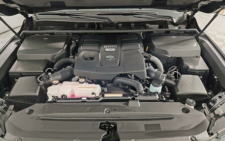 Toyota Land Cruiser, 2023 год, 15 350 000 рублей, 9 фотография