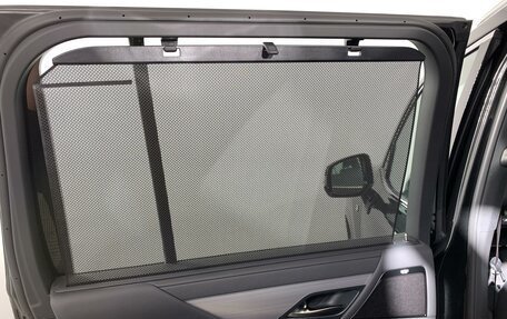 Lexus LX, 2024 год, 21 000 000 рублей, 19 фотография