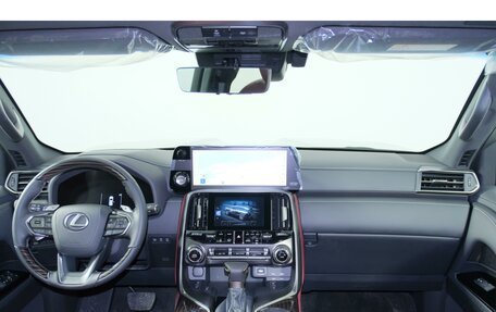 Lexus LX, 2025 год, 21 700 000 рублей, 14 фотография