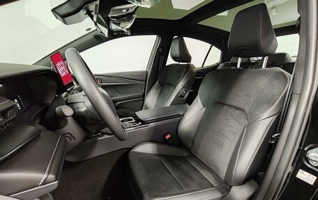 Toyota Camry, 2025 год, 5 550 000 рублей, 18 фотография