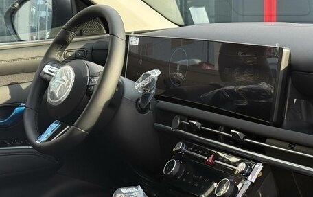 Hyundai Tucson, 2025 год, 4 250 000 рублей, 30 фотография