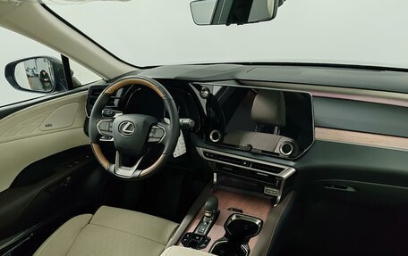 Lexus RX IV рестайлинг, 2025 год, 13 350 000 рублей, 11 фотография