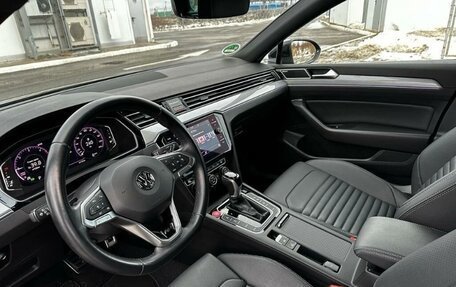 Volkswagen Passat B8 рестайлинг, 2020 год, 2 799 000 рублей, 11 фотография