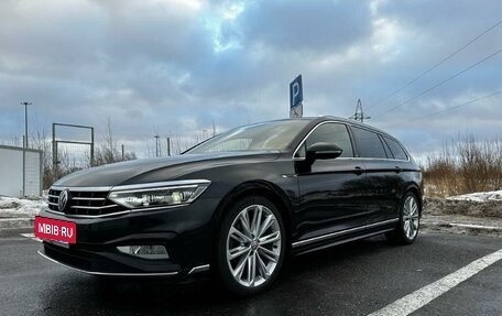 Volkswagen Passat B8 рестайлинг, 2020 год, 2 799 000 рублей, 8 фотография