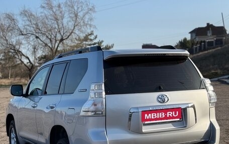 Toyota Land Cruiser Prado 150 рестайлинг 2, 2012 год, 2 300 000 рублей, 3 фотография