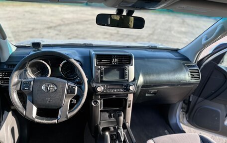 Toyota Land Cruiser Prado 150 рестайлинг 2, 2012 год, 2 300 000 рублей, 9 фотография