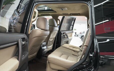 Toyota Land Cruiser 200, 2010 год, 2 600 000 рублей, 16 фотография