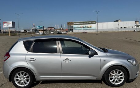 KIA cee'd I рестайлинг, 2010 год, 750 000 рублей, 4 фотография