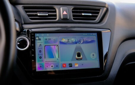 KIA Rio III рестайлинг, 2013 год, 999 000 рублей, 13 фотография