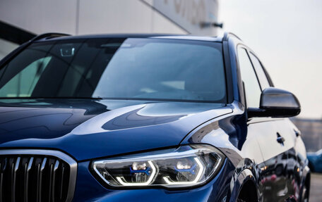 BMW X5, 2019 год, 5 999 000 рублей, 2 фотография