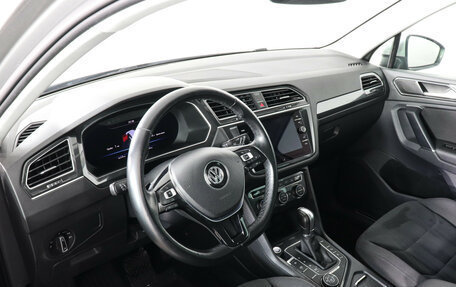 Volkswagen Tiguan II, 2017 год, 2 997 000 рублей, 9 фотография