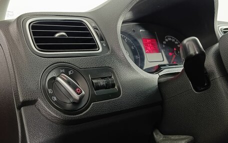 Volkswagen Polo VI (EU Market), 2011 год, 795 000 рублей, 5 фотография