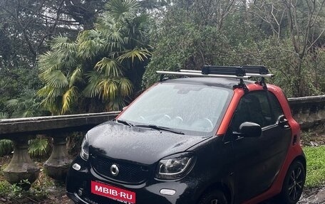 Smart Fortwo III, 2018 год, 980 000 рублей, 1 фотография