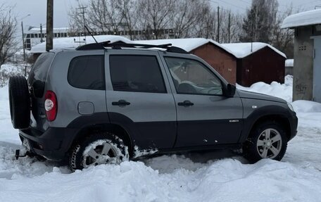 Chevrolet Niva I рестайлинг, 2018 год, 755 000 рублей, 1 фотография