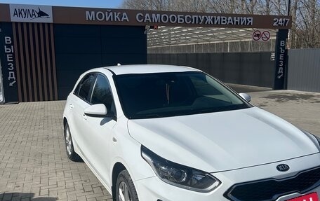 KIA cee'd III, 2018 год, 1 999 000 рублей, 7 фотография