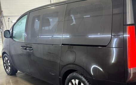 Hyundai Staria, 2022 год, 4 850 000 рублей, 4 фотография