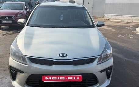KIA Rio IV, 2018 год, 920 000 рублей, 2 фотография