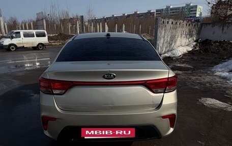 KIA Rio IV, 2018 год, 920 000 рублей, 4 фотография