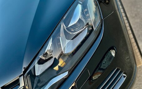 Volkswagen Touareg III, 2011 год, 2 000 000 рублей, 5 фотография