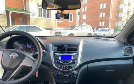 Hyundai Solaris II рестайлинг, 2016 год, 469 000 рублей, 9 фотография