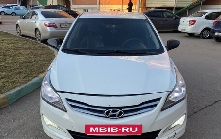 Hyundai Solaris II рестайлинг, 2016 год, 469 000 рублей, 4 фотография