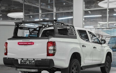 Mitsubishi L200 IV рестайлинг, 2021 год, 2 650 000 рублей, 6 фотография