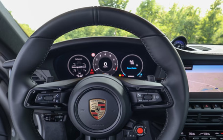 Porsche 911, 2025 год, 26 670 354 рублей, 18 фотография