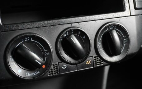 Volkswagen Polo IV рестайлинг, 2004 год, 569 000 рублей, 13 фотография