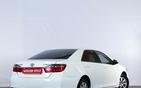 Toyota Camry, 2015 год, 1 799 000 рублей, 4 фотография