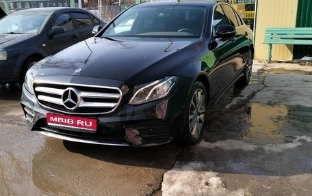 Mercedes-Benz E-Класс, 2018 год, 3 150 000 рублей, 1 фотография