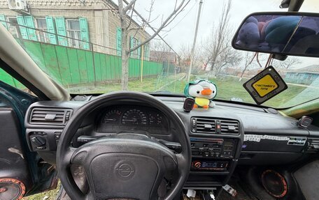 Opel Vectra A, 1994 год, 250 000 рублей, 3 фотография