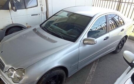 Mercedes-Benz C-Класс, 2006 год, 450 000 рублей, 6 фотография