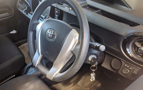 Toyota Aqua I, 2017 год, 1 300 000 рублей, 7 фотография