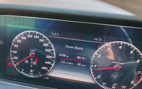 Mercedes-Benz E-Класс, 2018 год, 3 150 000 рублей, 10 фотография