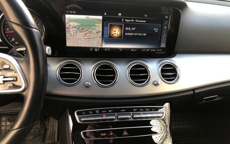 Mercedes-Benz E-Класс, 2018 год, 2 830 000 рублей, 9 фотография