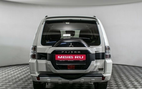 Mitsubishi Pajero IV, 2019 год, 3 830 000 рублей, 6 фотография