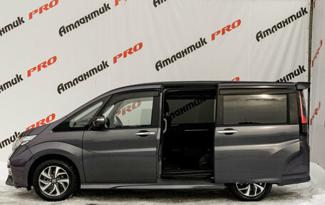 Honda Stepwgn IV, 2016 год, 1 850 000 рублей, 7 фотография