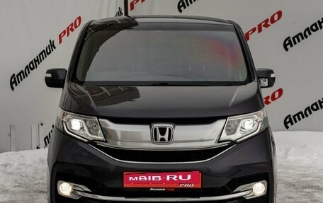 Honda Stepwgn IV, 2016 год, 1 850 000 рублей, 2 фотография