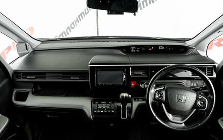 Honda Stepwgn IV, 2016 год, 1 850 000 рублей, 11 фотография