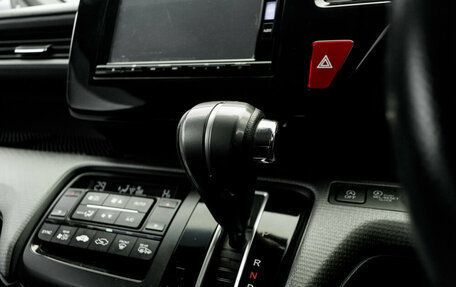 Honda Stepwgn IV, 2016 год, 1 850 000 рублей, 20 фотография