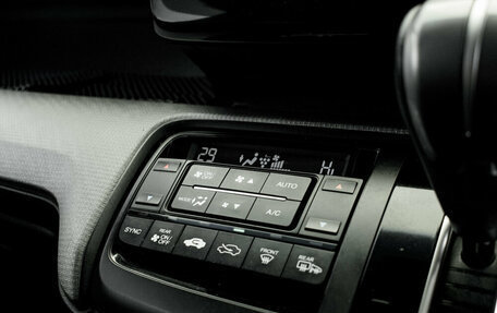 Honda Stepwgn IV, 2016 год, 1 850 000 рублей, 19 фотография