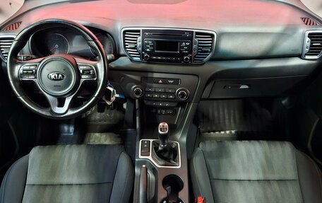 KIA Sportage IV рестайлинг, 2017 год, 1 899 000 рублей, 9 фотография