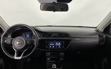 KIA Rio IV, 2018 год, 1 365 000 рублей, 16 фотография