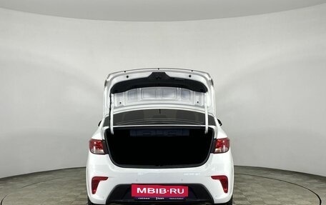 KIA Rio IV, 2018 год, 1 365 000 рублей, 9 фотография