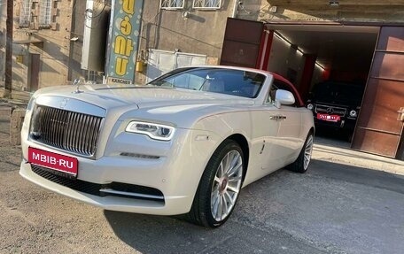 Rolls-Royce Dawn, 2017 год, 34 000 000 рублей, 1 фотография