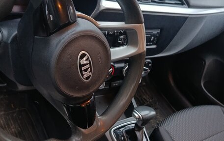 KIA Rio IV, 2021 год, 1 100 000 рублей, 2 фотография