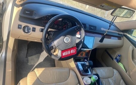 Volkswagen Passat B6, 2005 год, 650 000 рублей, 9 фотография